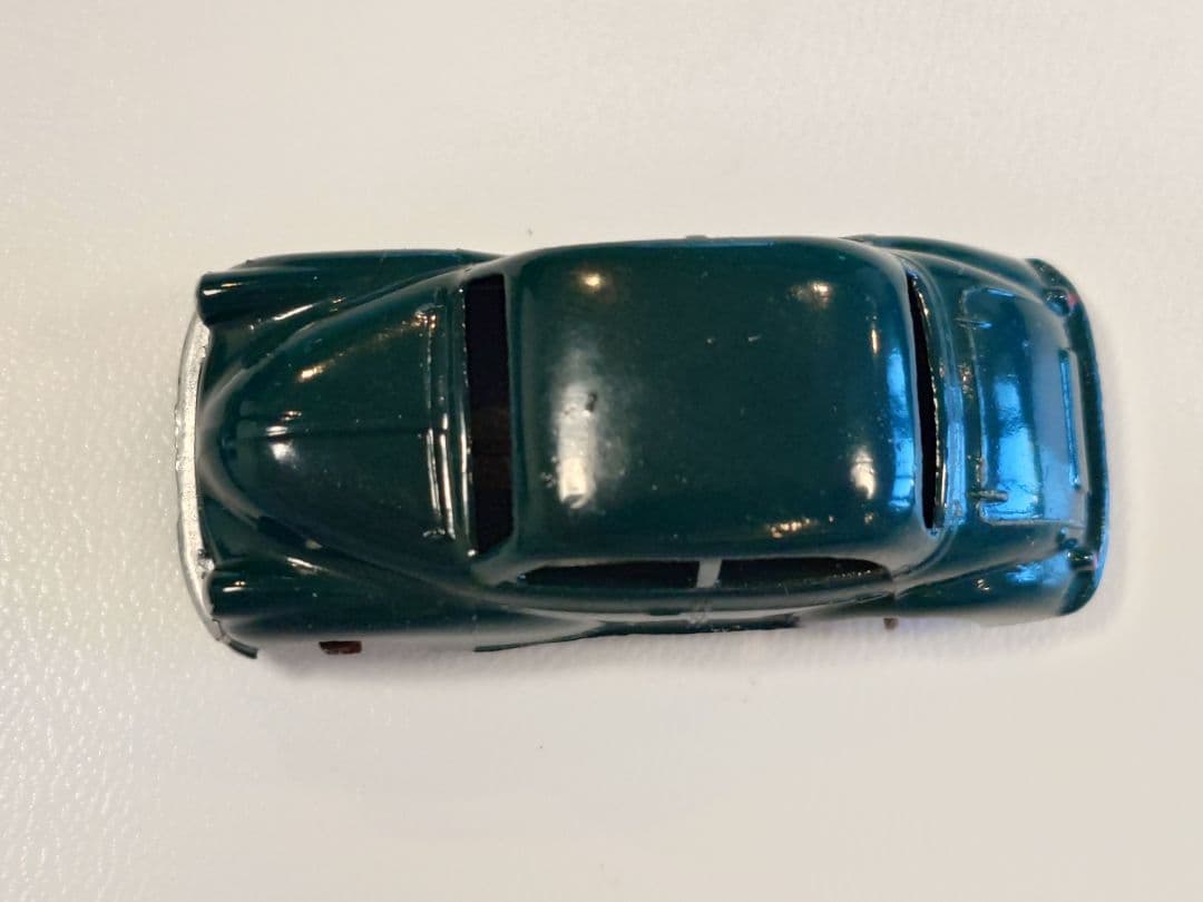 MATCHBOX No.46 MORRIS MINOR 1000 ※メタルホイル