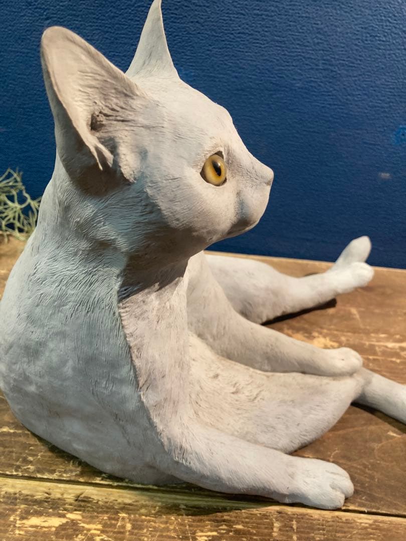 猫　白猫　アンティーク調　ガーデン雑貨　ガーデニング雑貨アンティーク　オブジェ