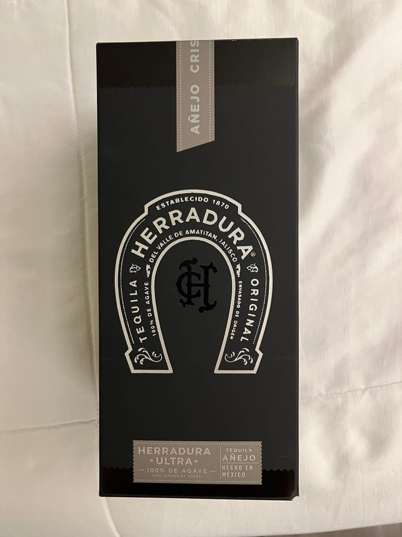 【新品】HERRADURA ULTRA AÑEJO テキーラ　700ml 35%