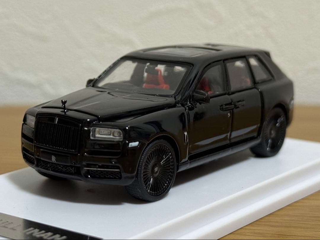 ロールスロイス カリナン 訳あり ＆ ライカン ハイパースポーツ 2台セット
