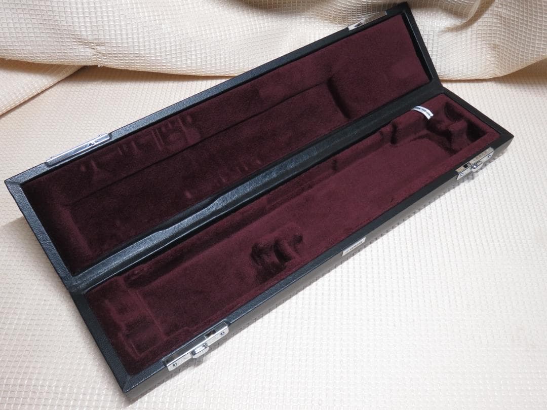 全タンポ＆ヘッド・コルク交換済　超美品　フルート　ヤマハ　411　後期型最終