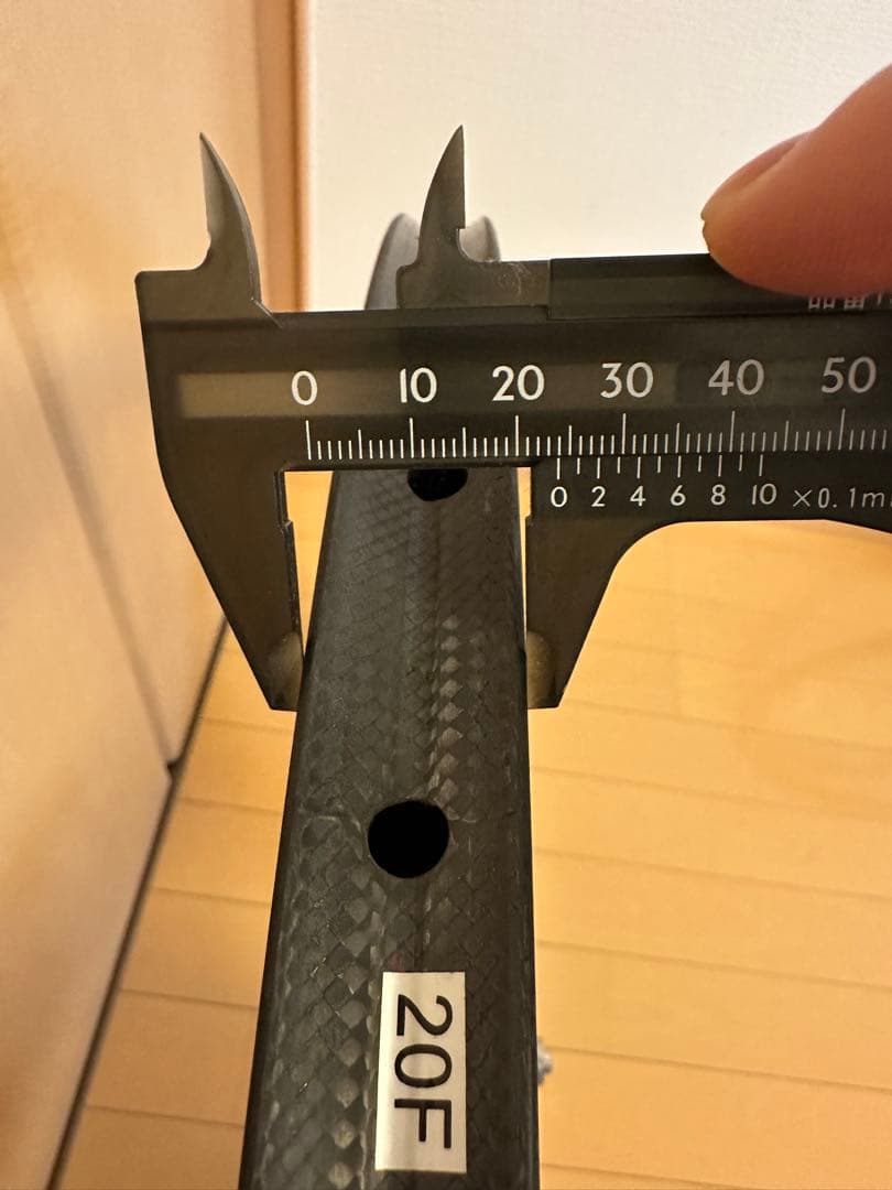 TNI カーボンホイール