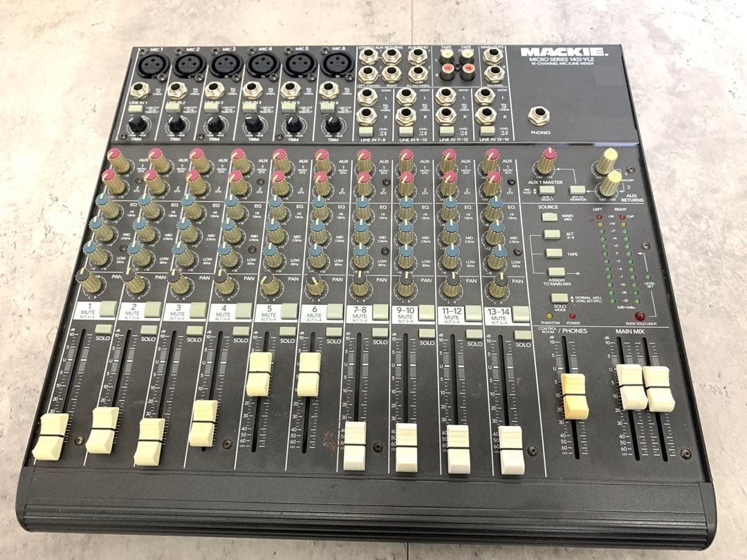 。 MACKIE MS1402-VLZ 14chアナログミキサー