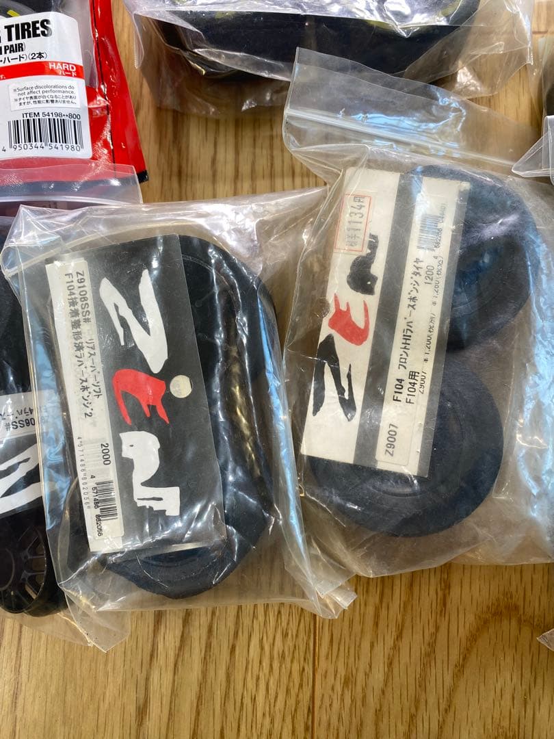 XRAY X1 メカ付き　オプション多数組み込み　新品＆中古タイヤ多数