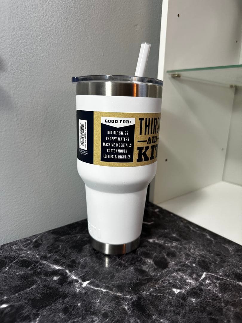 【新品未使用】YETI ランブラー 35oz マグ ストローリッド付 ホワイト