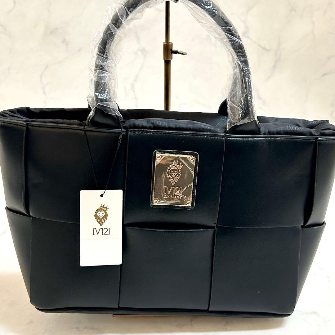 新品✨V12 BV イントレチャートスタイル エコレザー カートバッグ 黒