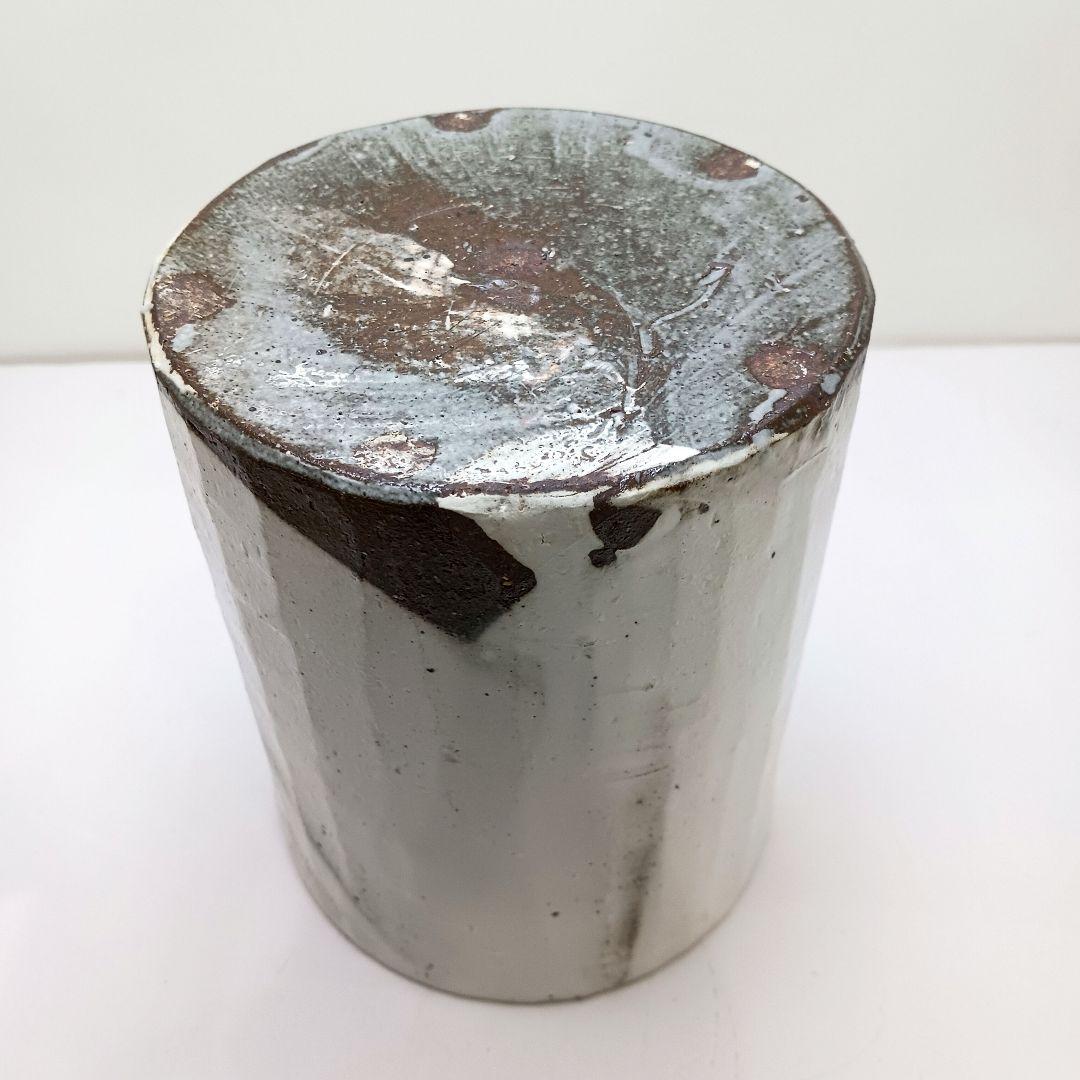 Y2228-1 茶道具 山王窯 菊地弘 粉引水指 共箱　AA