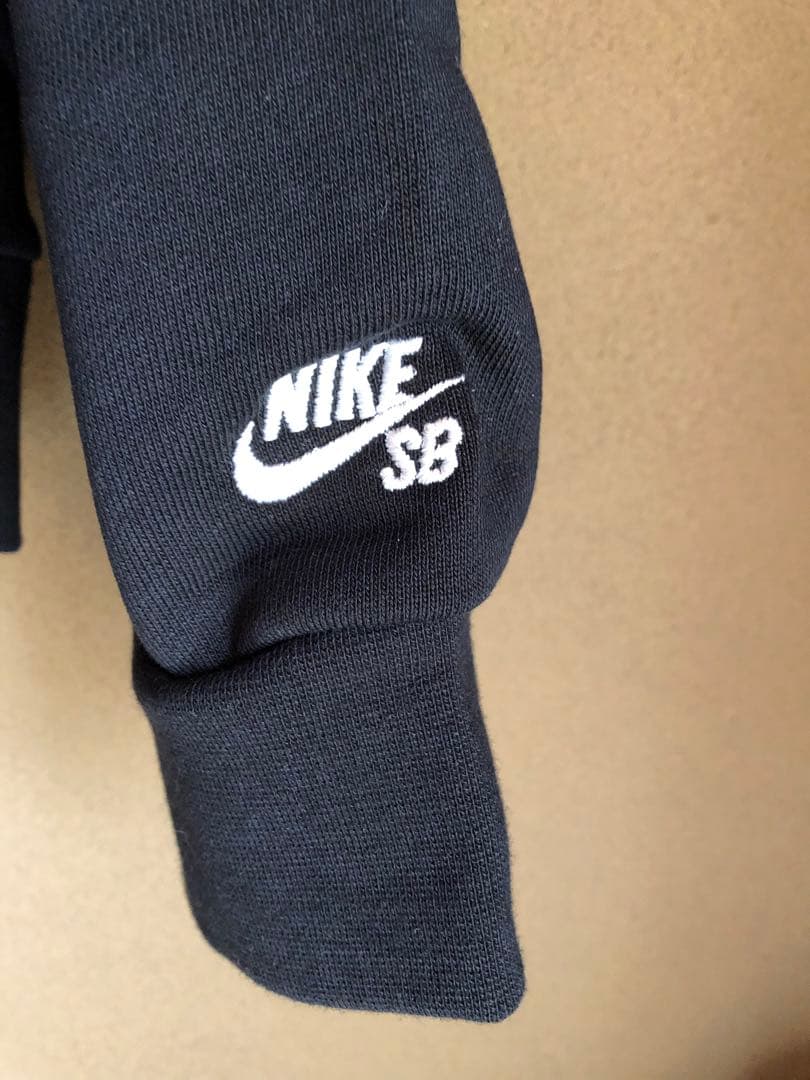 NIKESBフリースプルオーバー　スケートボードパーカーXXL【新品未着用】
