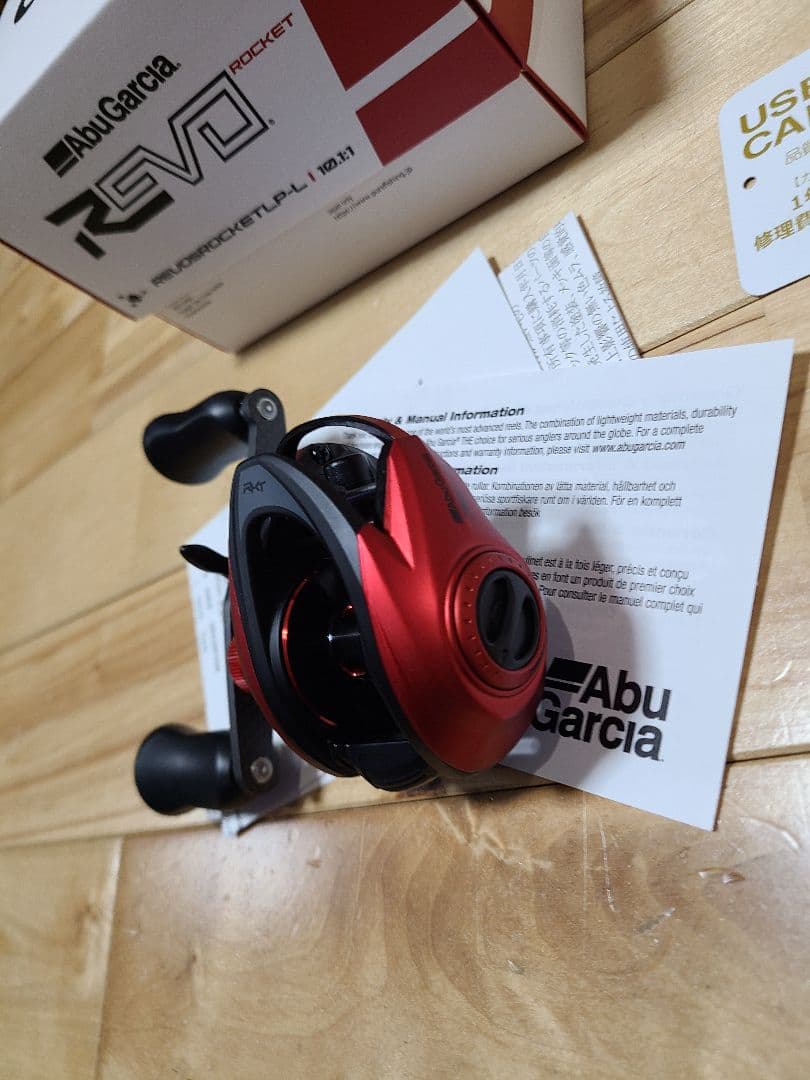 ひ*様 アブガルシア レボ5 REVO5 ROCKET LPーL　ロケット 左ハ