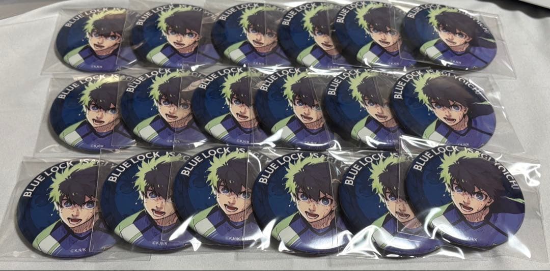 ブルーロック　伊勢丹　缶バッジ　書き下ろし缶バッジ　潔世一　42点　まとめ売り