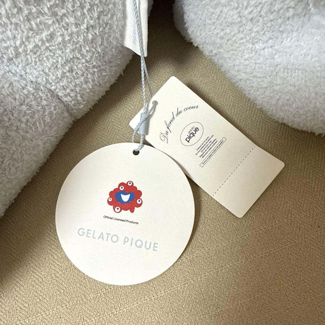 本日限定価格　ジェラートピケ ミャクミャク　ぬいぐるみ　抱き枕　新品