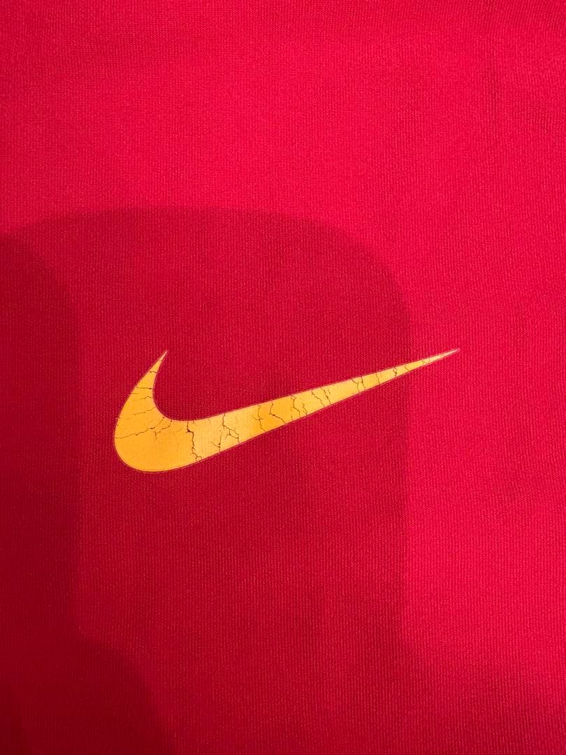 NIKE テニスウェア　ナダル着用モデル