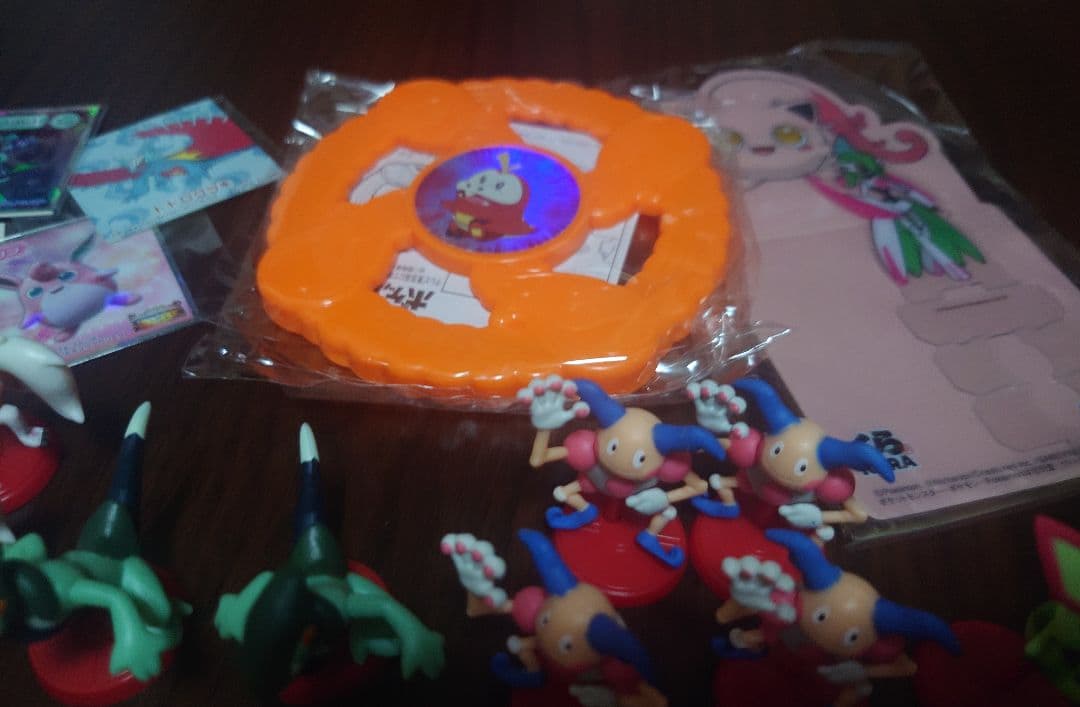 ポケモン・星のカービィ　まとめ売り　９２点