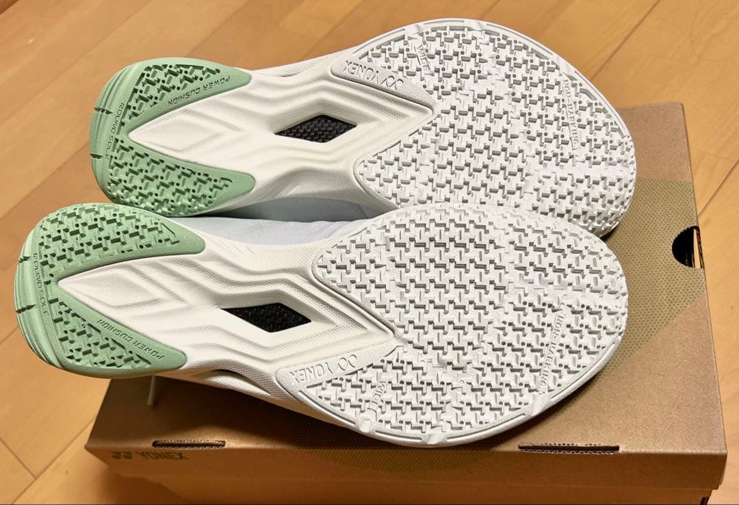 【美品】YONEX バドミントンシューズ 27cm パワークッションエアラスZ