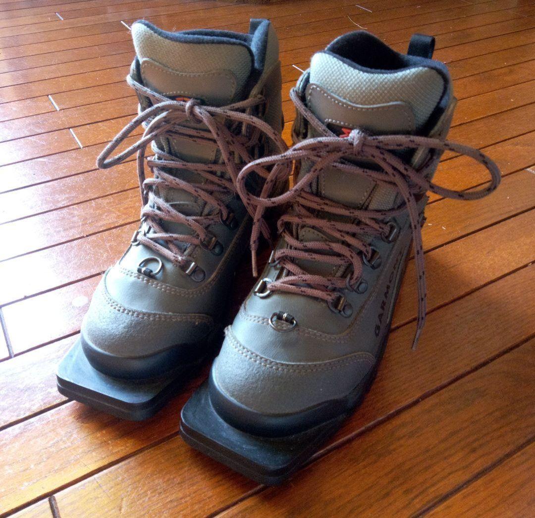 GARMONT　ガルモント　バックカントリー　クロスカントリー　テレマーク