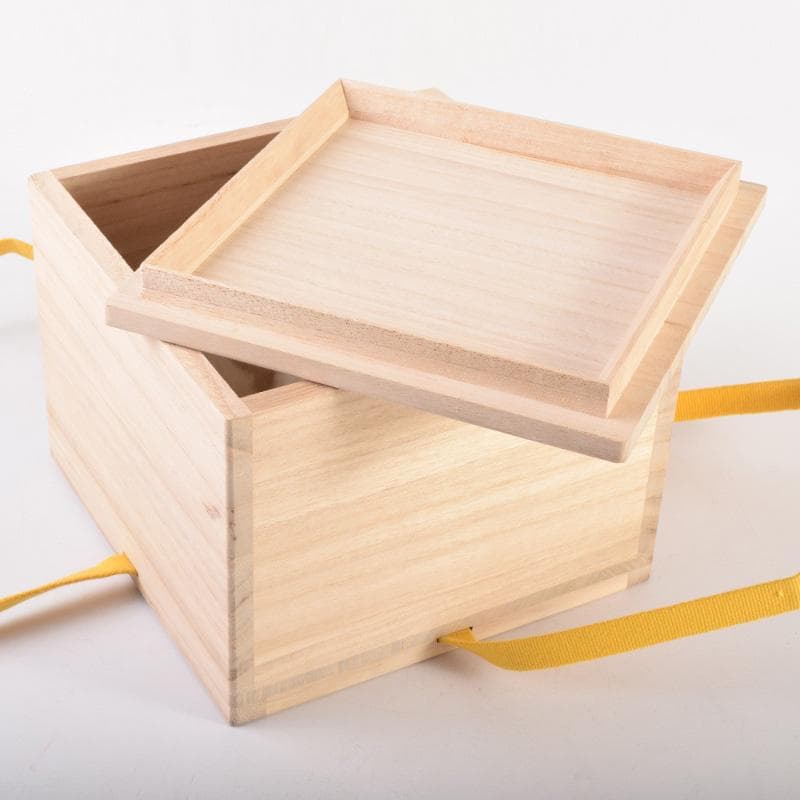 染付　花草山水人物文碗　茶碗　時代箱付　V　7193