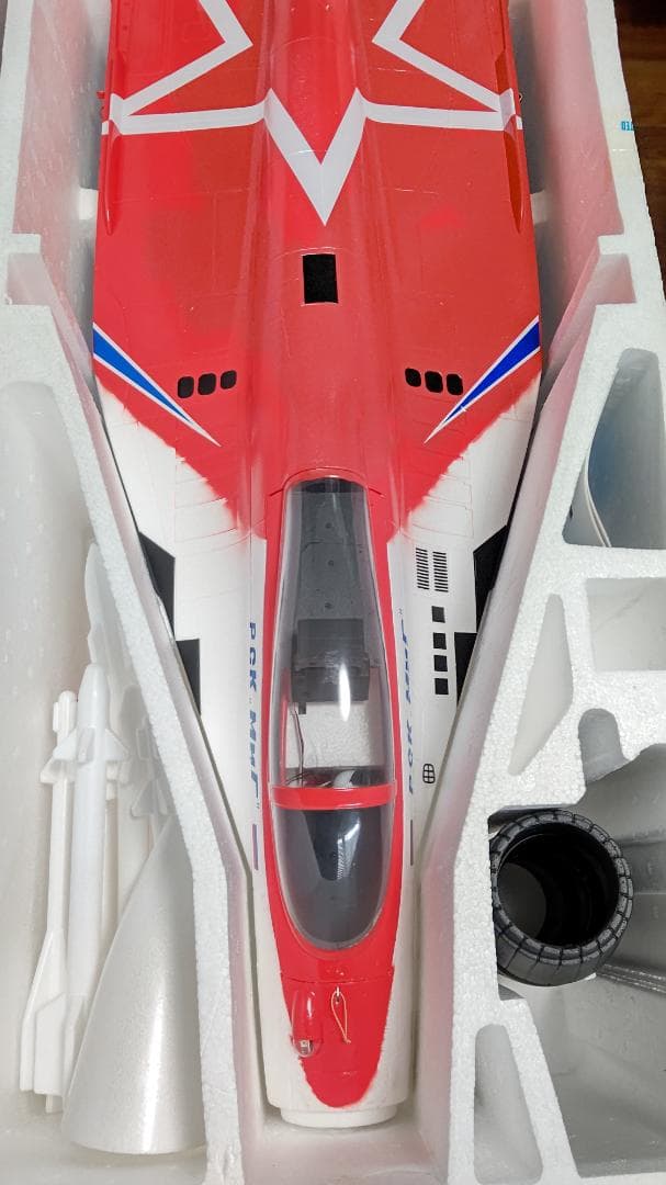 ラジコン　飛行機　Mig-29戦闘機７０㎜ツイン　EDF　ダクト機