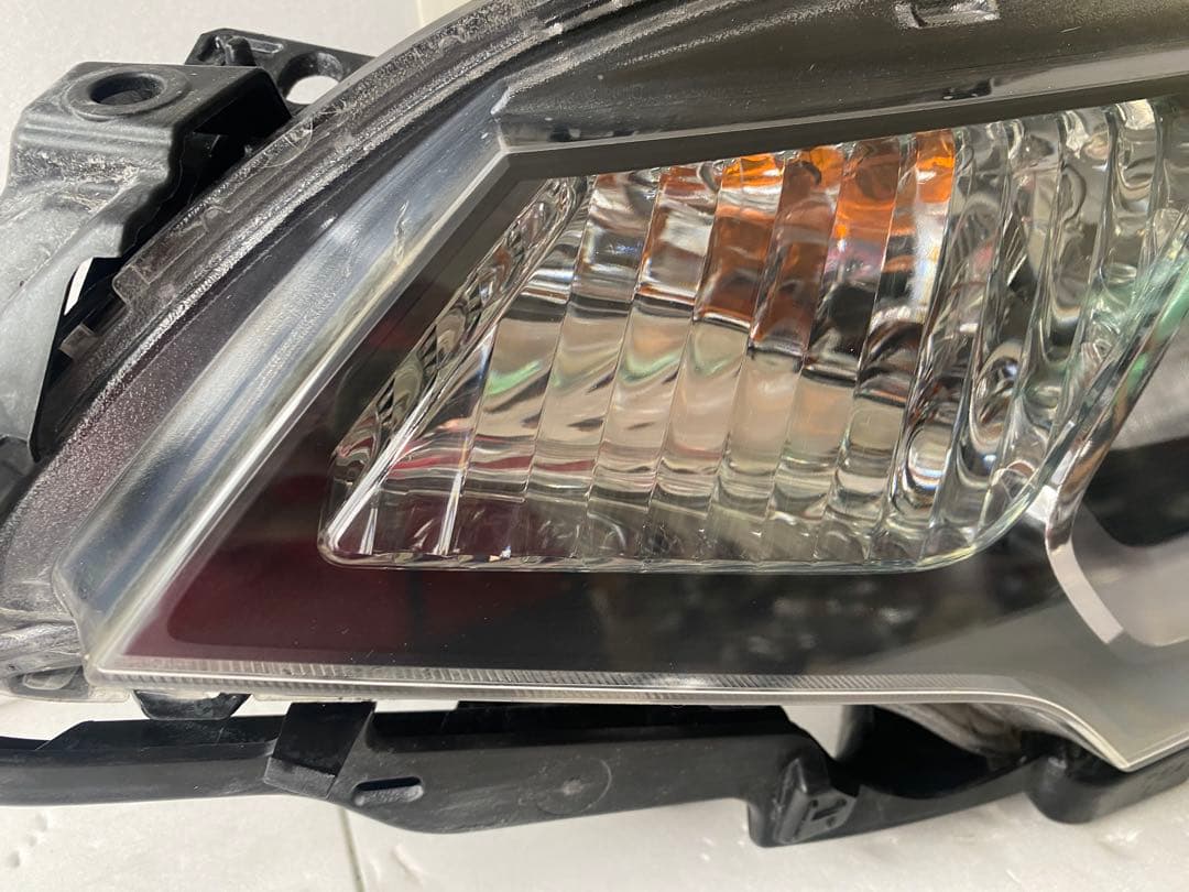 ホンダ フィット GP5 純正 ヘッドライト 左右セット（ハロゲン）