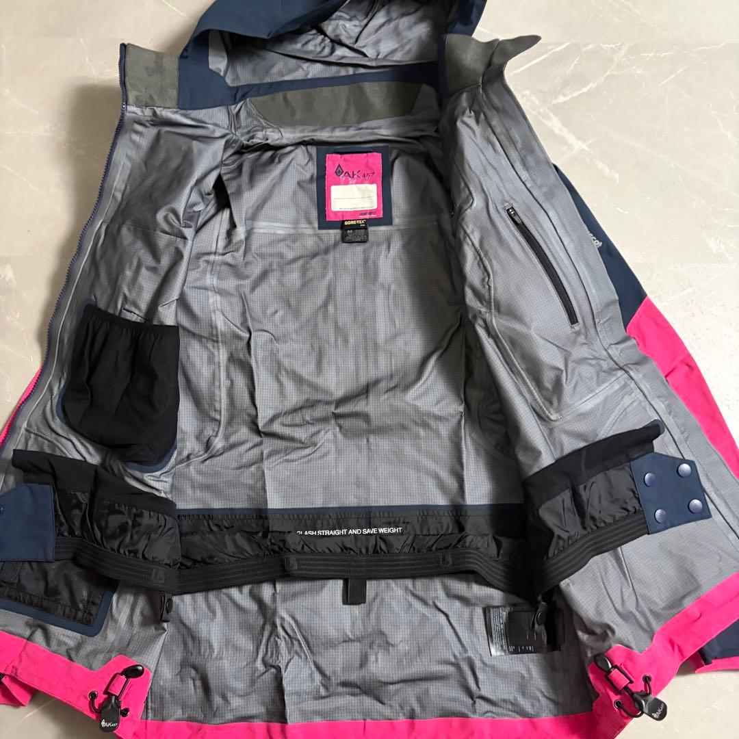BURTON AK457 GUIDE GORE-TEX PRO 3L Mサイズ