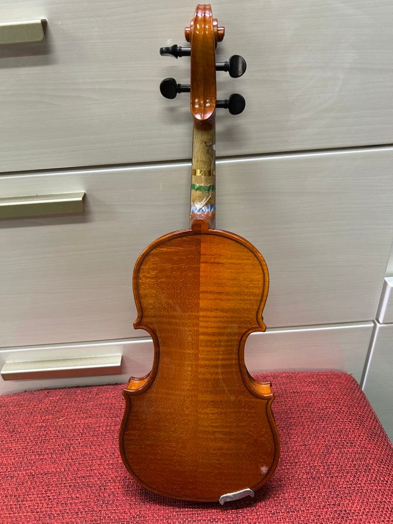 ＨＯＲＡ社　バイオリン　２０１１年　ルーマニア