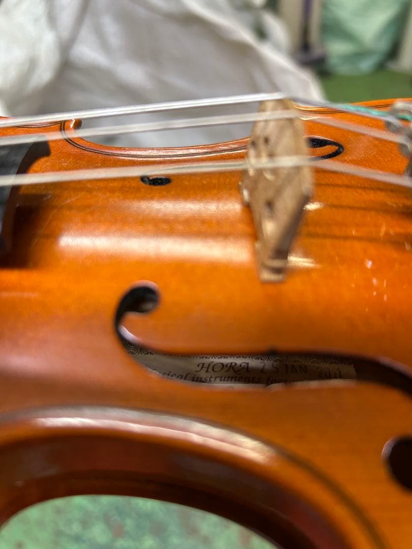 ＨＯＲＡ社　バイオリン　２０１１年　ルーマニア