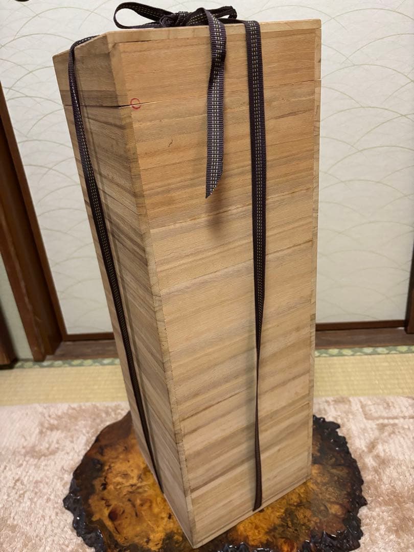 韓国青磁器抽象デザイン 陶器花瓶 高さ約30cm 海剛の作品