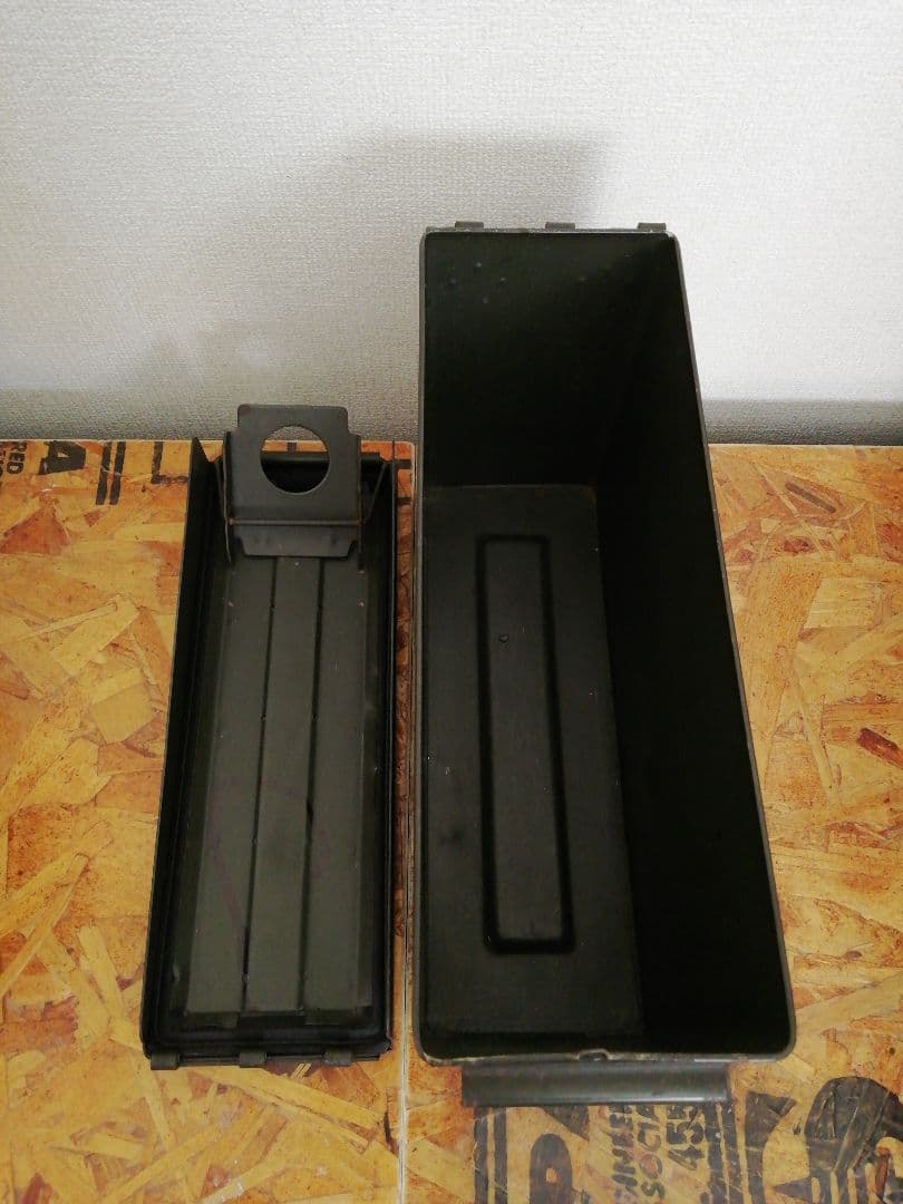 米軍放出品 アンモボックス 弾薬箱 大・小 2個セット　密閉缶　ツールボックス