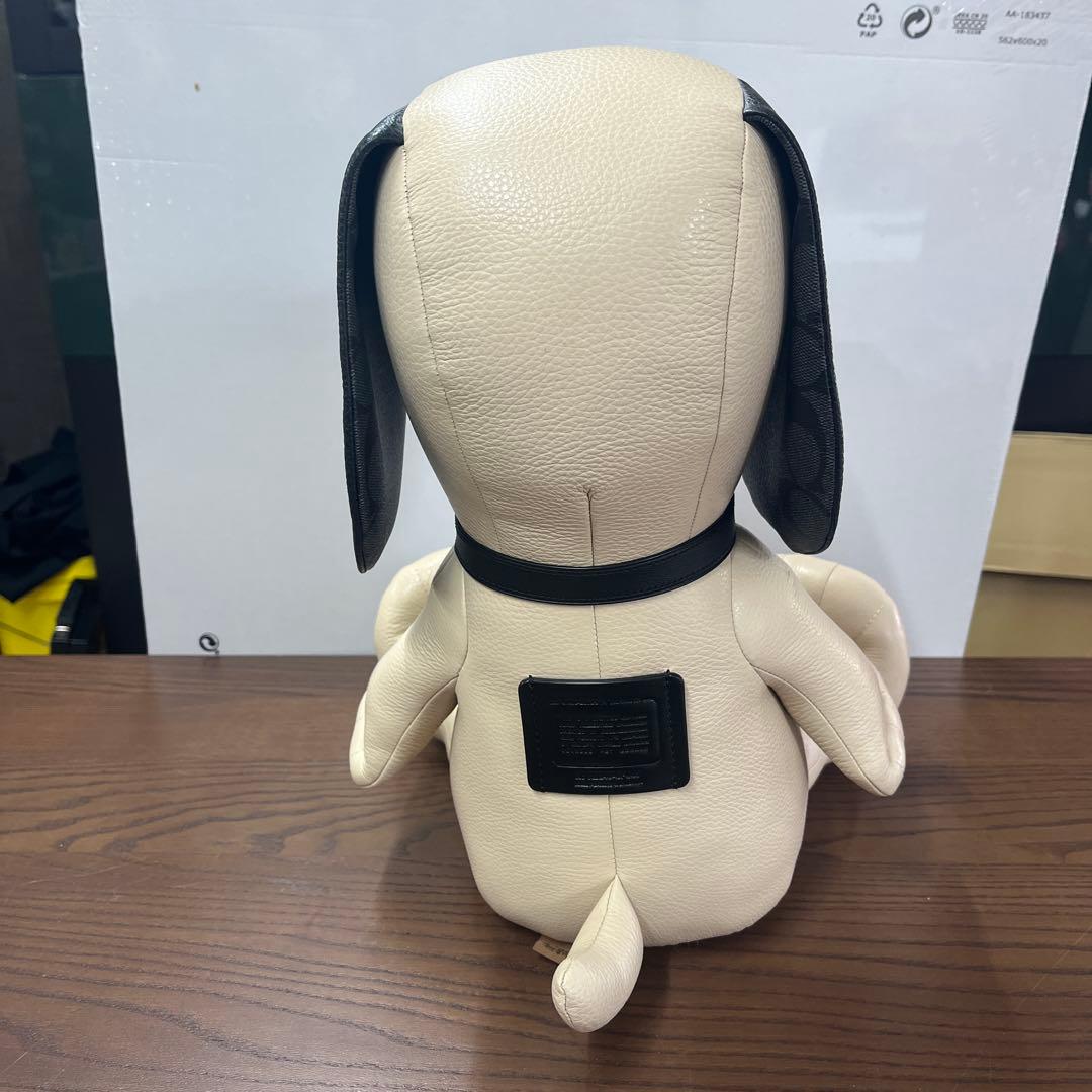 コーチ　スヌーピー　ぬいぐるみ　革