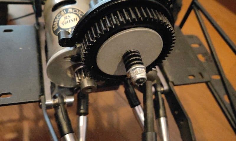 ラジコン　クローラー　シャーシ　四輪駆動