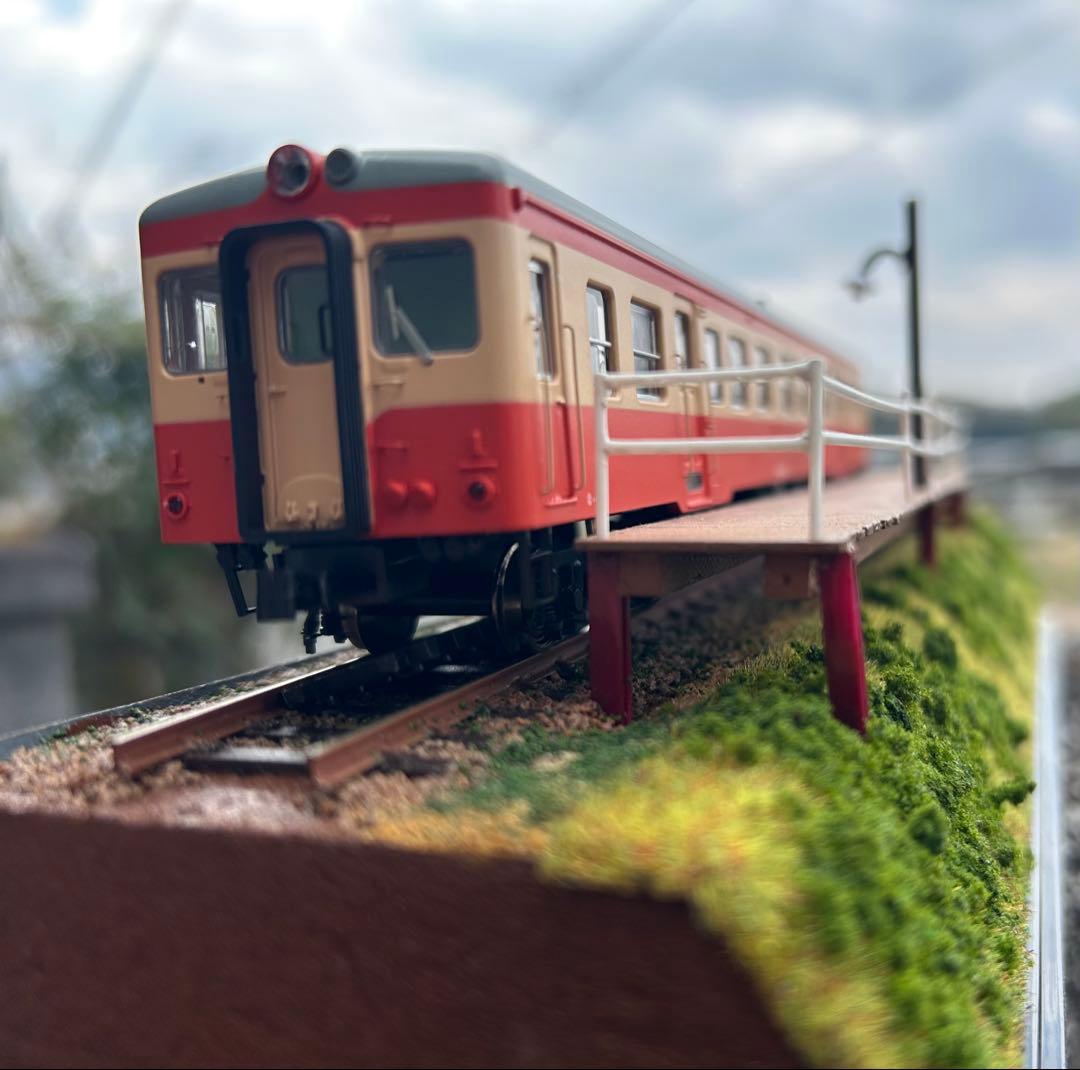 HOゲージジオラマ56仮乗降場のある風景アクリルケース付