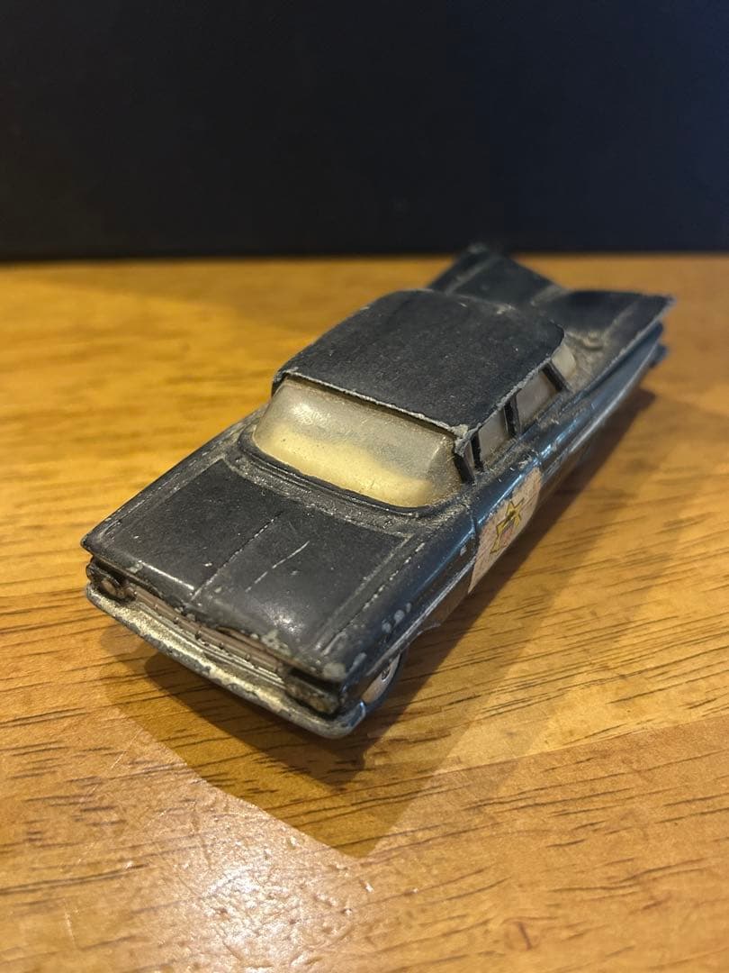 シボレー・インパラ コーギー ミニカー 黒