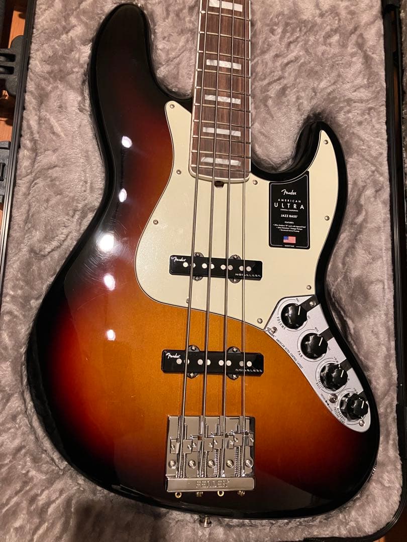 試奏のみ　Fender American Ultra Jazz Bass
