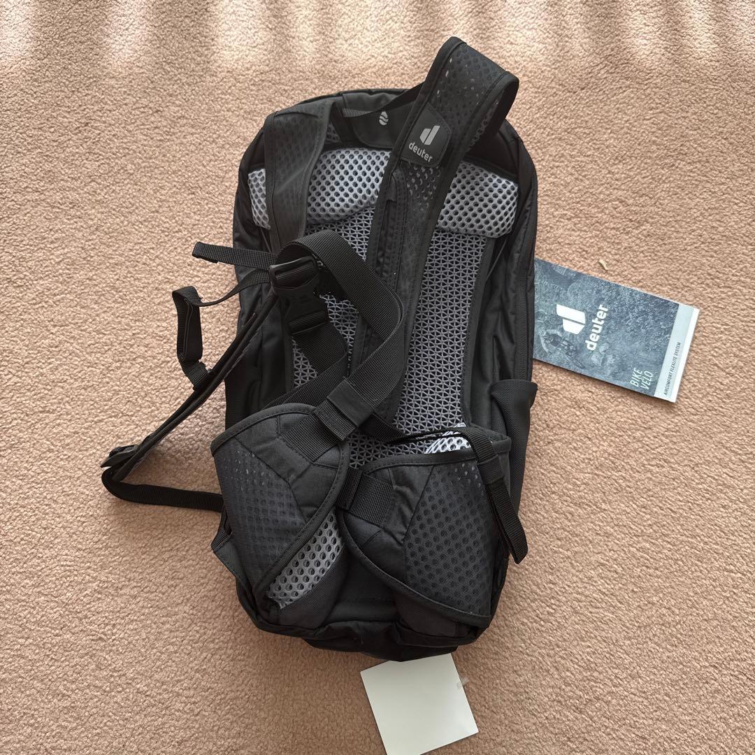 deuter ライド・メッセンジャーバッグ 黒 Race Air 10