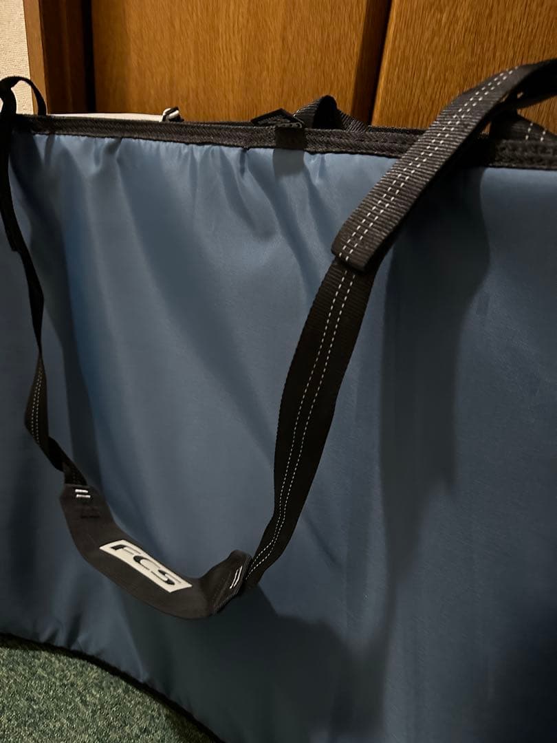 FCS サーフボードハードケース 9’6’’