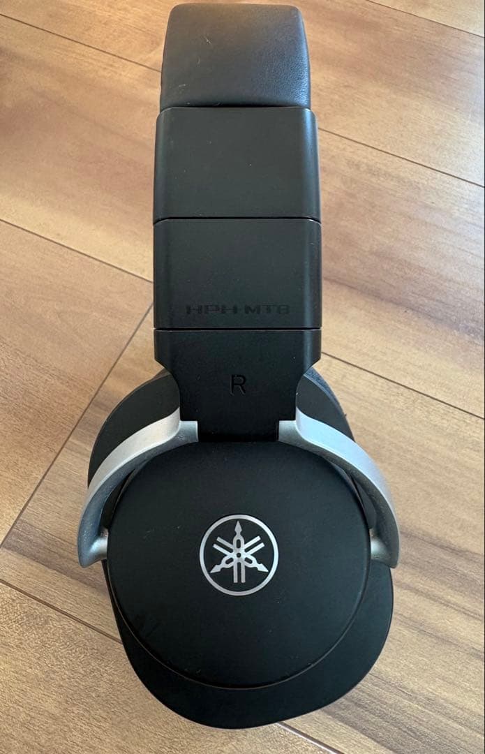 ヤマハ　ヘッドホン　HPH-MT8