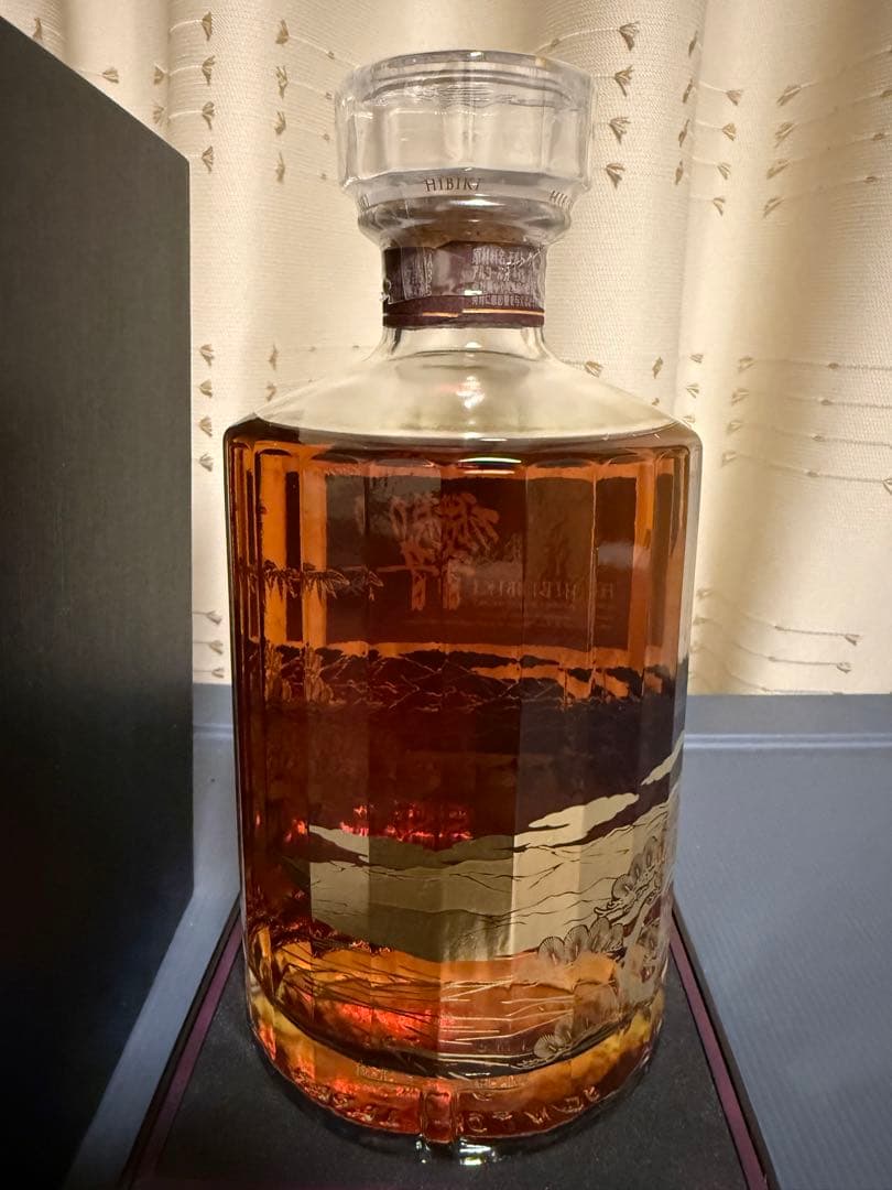 響21年 意匠ボトル 花鳥風月 SUNTORY HIBIKI ウイスキー