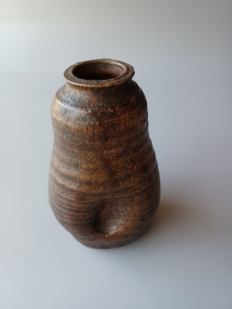 一輪挿し　小さな　花入　桐箱入　土味　野の花