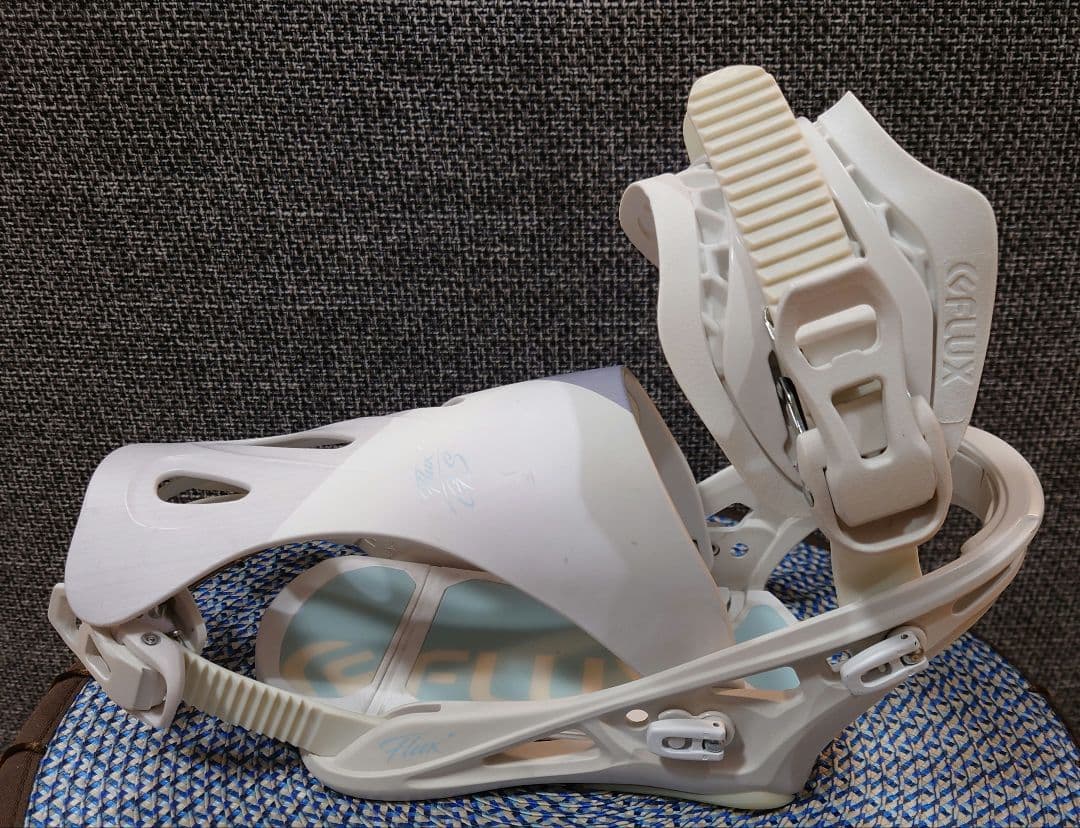 スノーボード FLUX GS