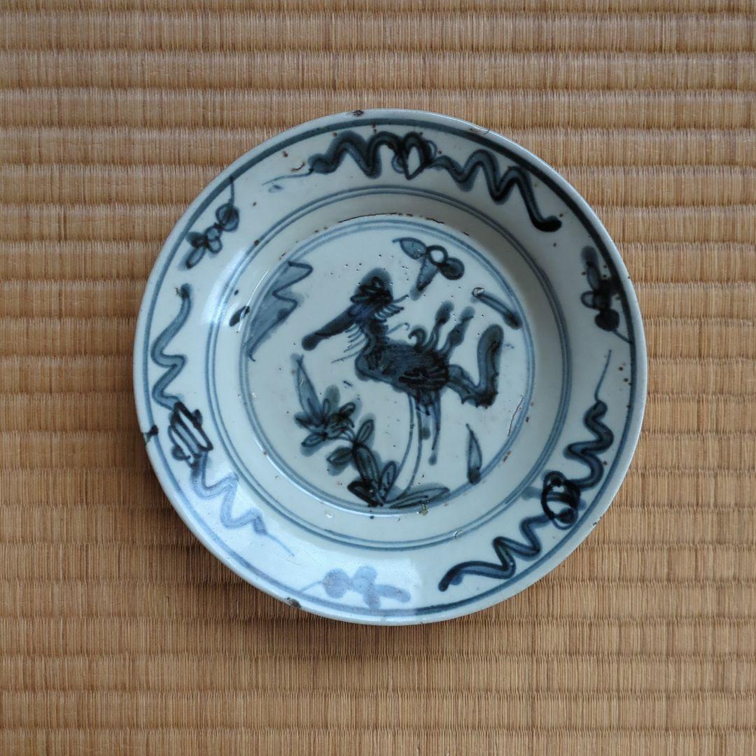 青い絵付けの陶器製平皿　呉須手　皿　骨董品