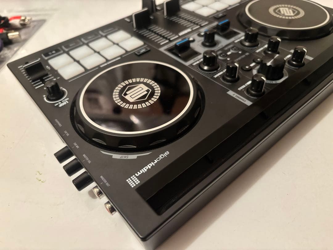 DJ機材 RELOOP BUDDY & Decksaver