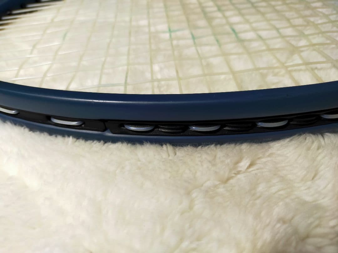 HEAD Graphene 360 Radical MP2019モデルグリップ2