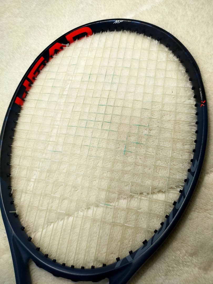 HEAD Graphene 360 Radical MP2019モデルグリップ2