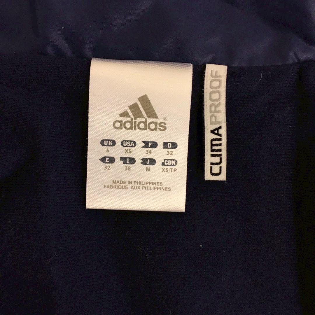 zG1022【M】adidas 刺繍ロゴ入り スポーツウェア ライン入り