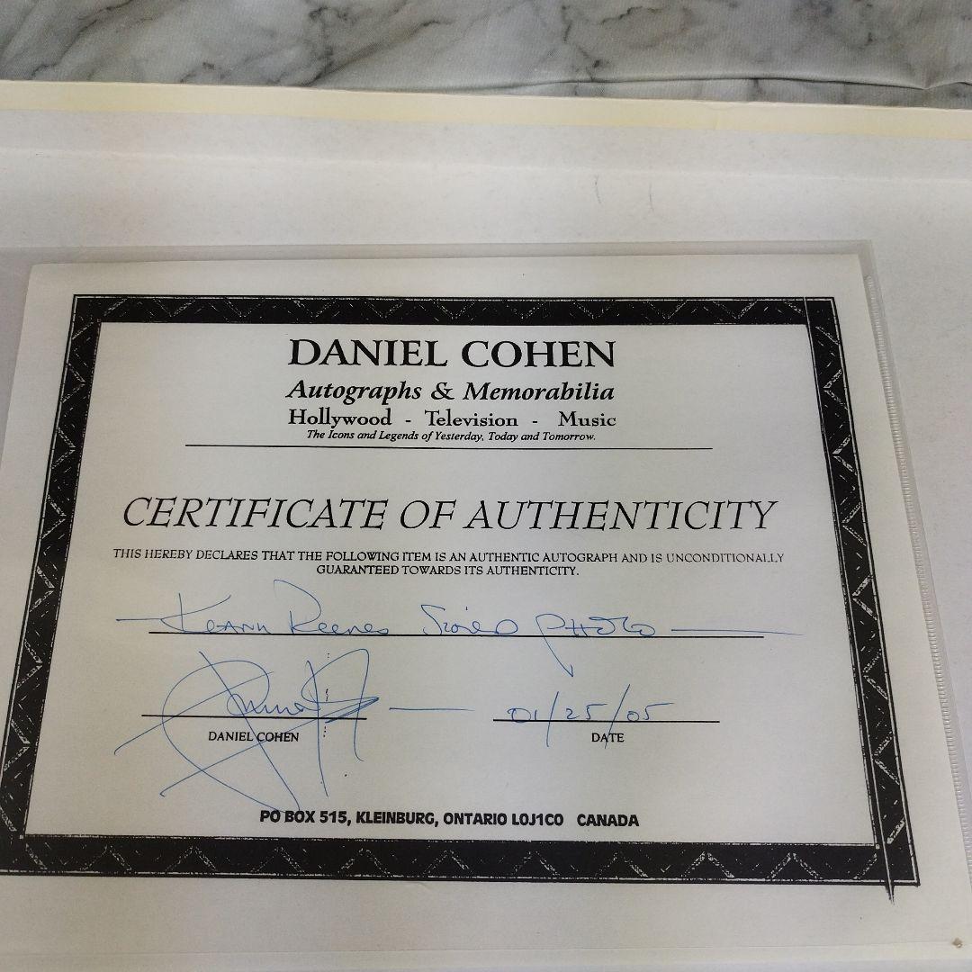 映画　マトリックス　キアヌ・リーブス　直筆サイン入り8Ｘ10フォト 証明書付き