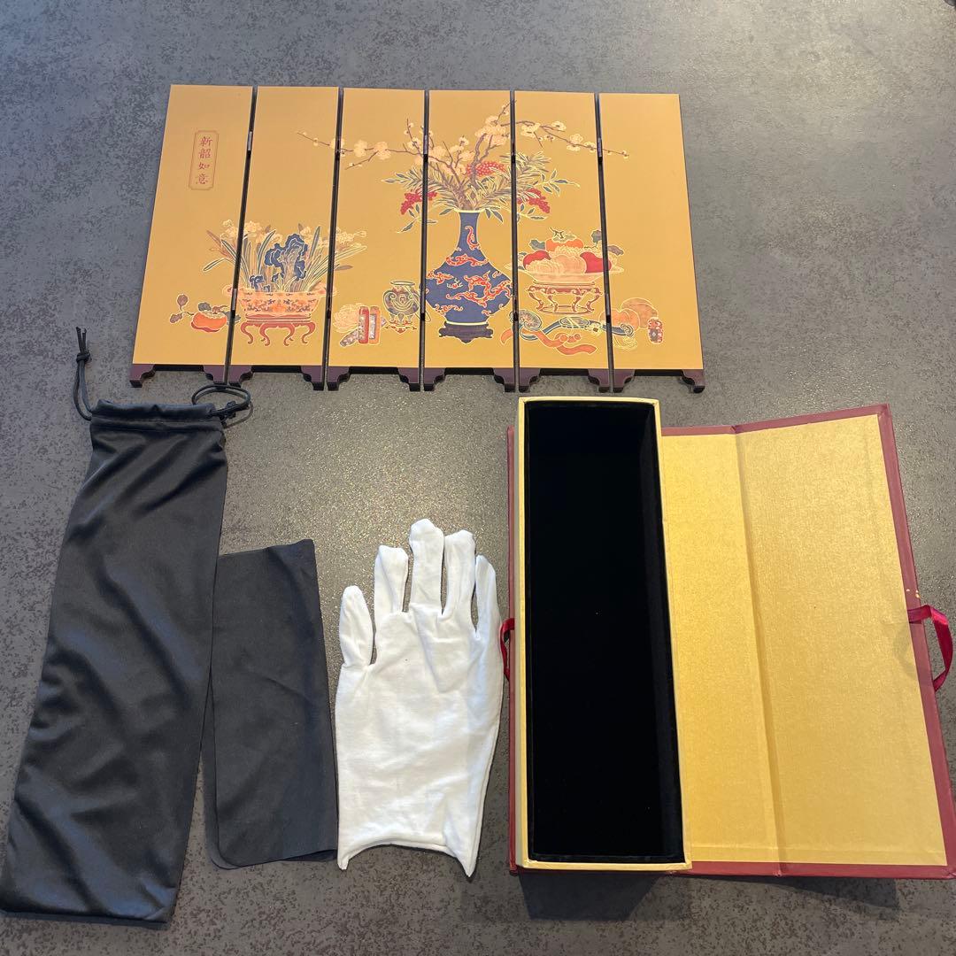 中国美術品　故宮博物院文物遺跡品　金色の花瓶デザイン折りたたみ屏風　漆器
