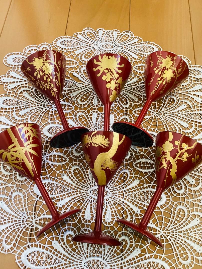 蒔絵　大阪尚美堂造り　酒盃　六客