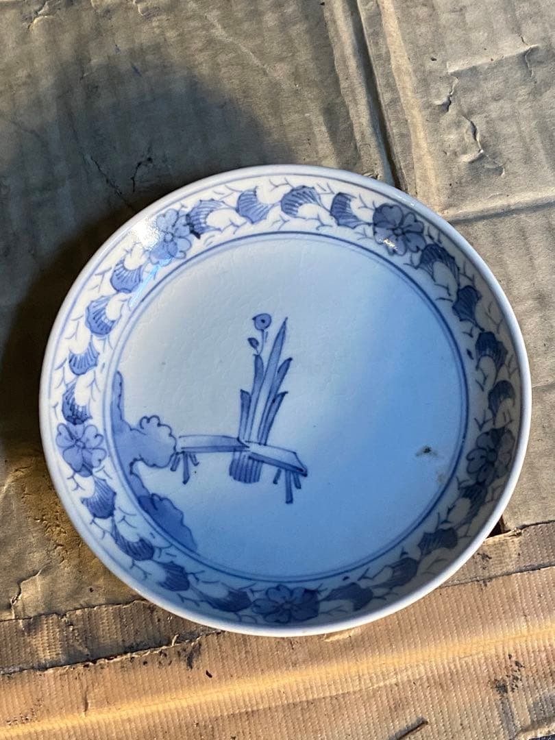 ‼️早速値下‼️リサイクルFORT‼️古いお皿買取‼️8/04①‼️伊万里焼の小ぶりなお皿