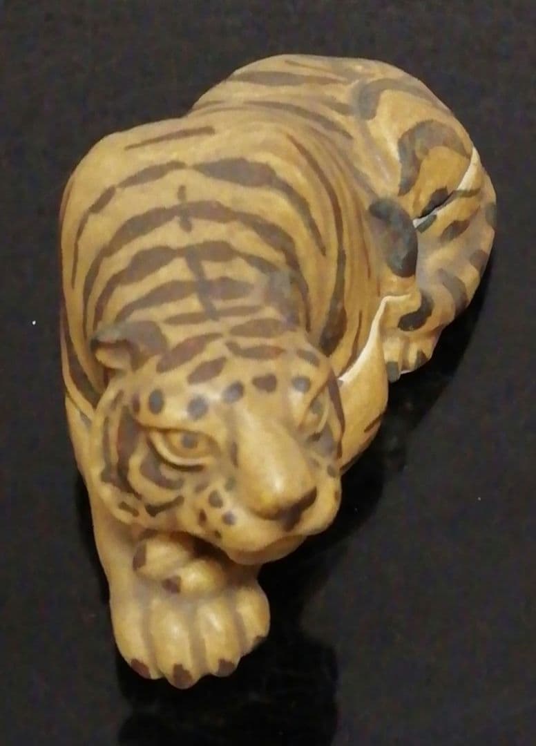 林沐雨作　一枝庵　虎　香合　共箱　共布　茶道具