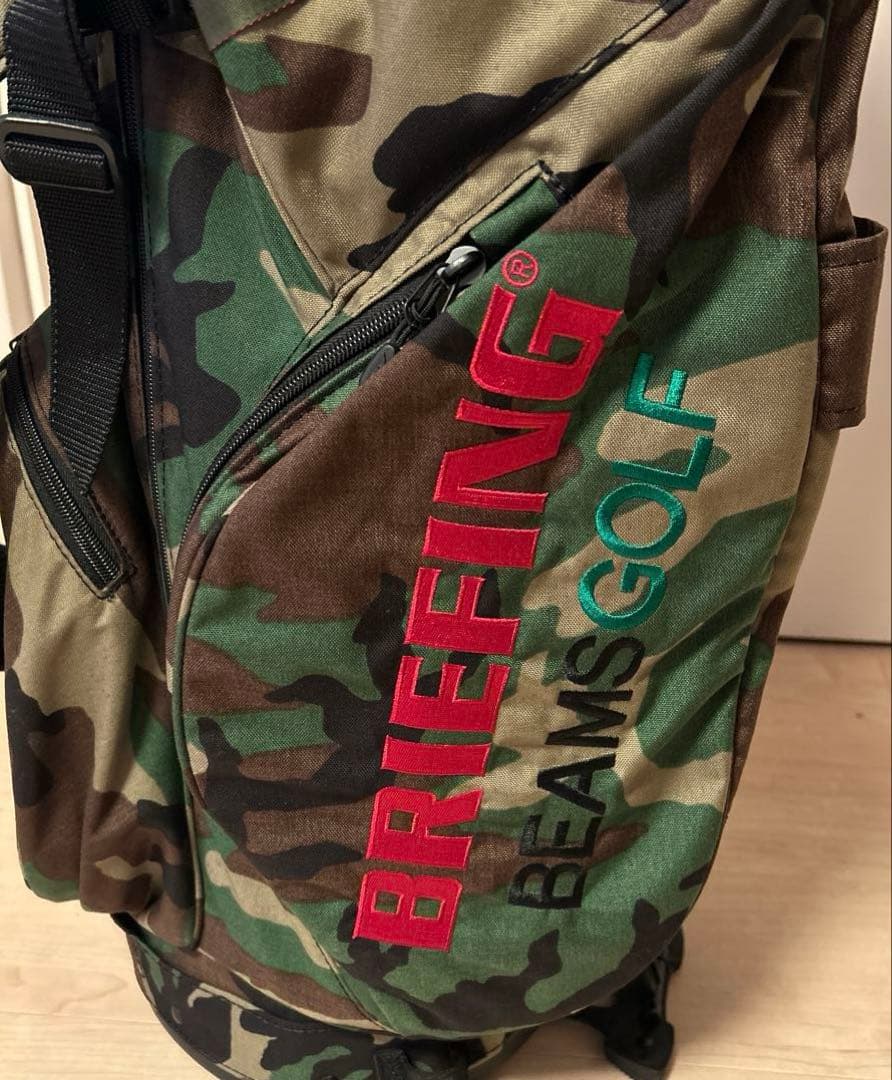 BRIEFING × BEAMS GOLFのキャディーバッグ