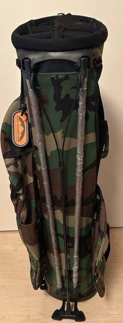 BRIEFING × BEAMS GOLFのキャディーバッグ